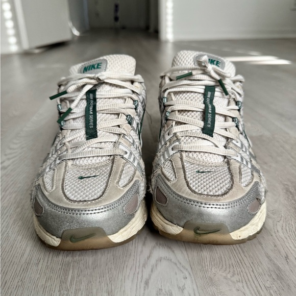 Nike P-6000 White and Dark Green Running Shoes - Picture 2 of 7